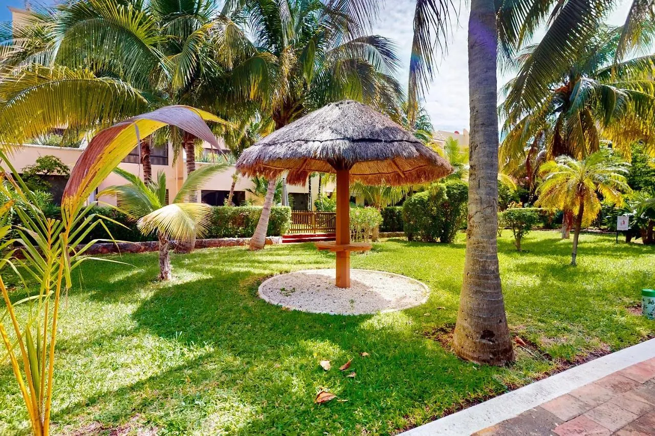 Villas Tropical #64 Cancun Apartment